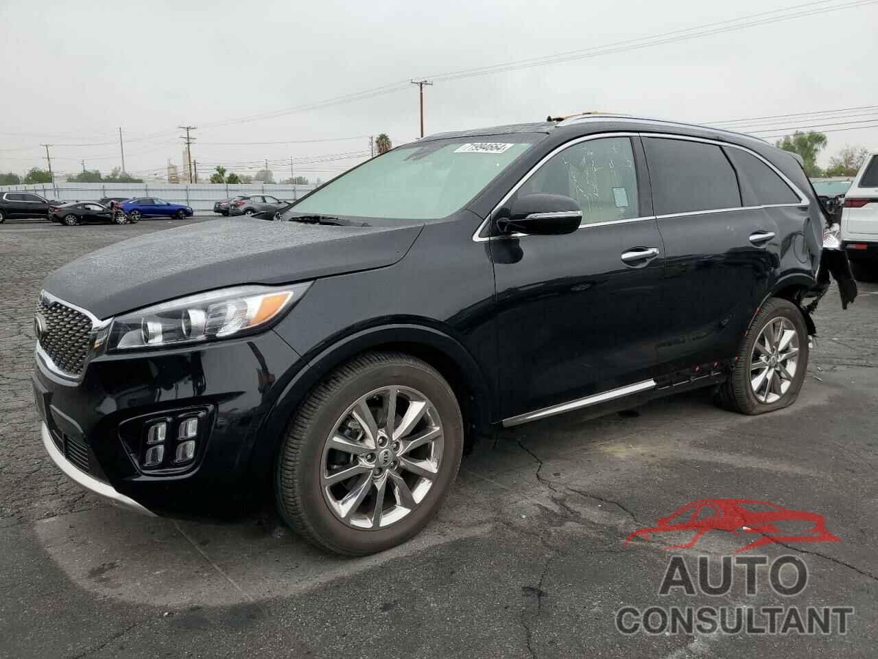 KIA SORENTO 2018 - 5XYPK4A53JG360790