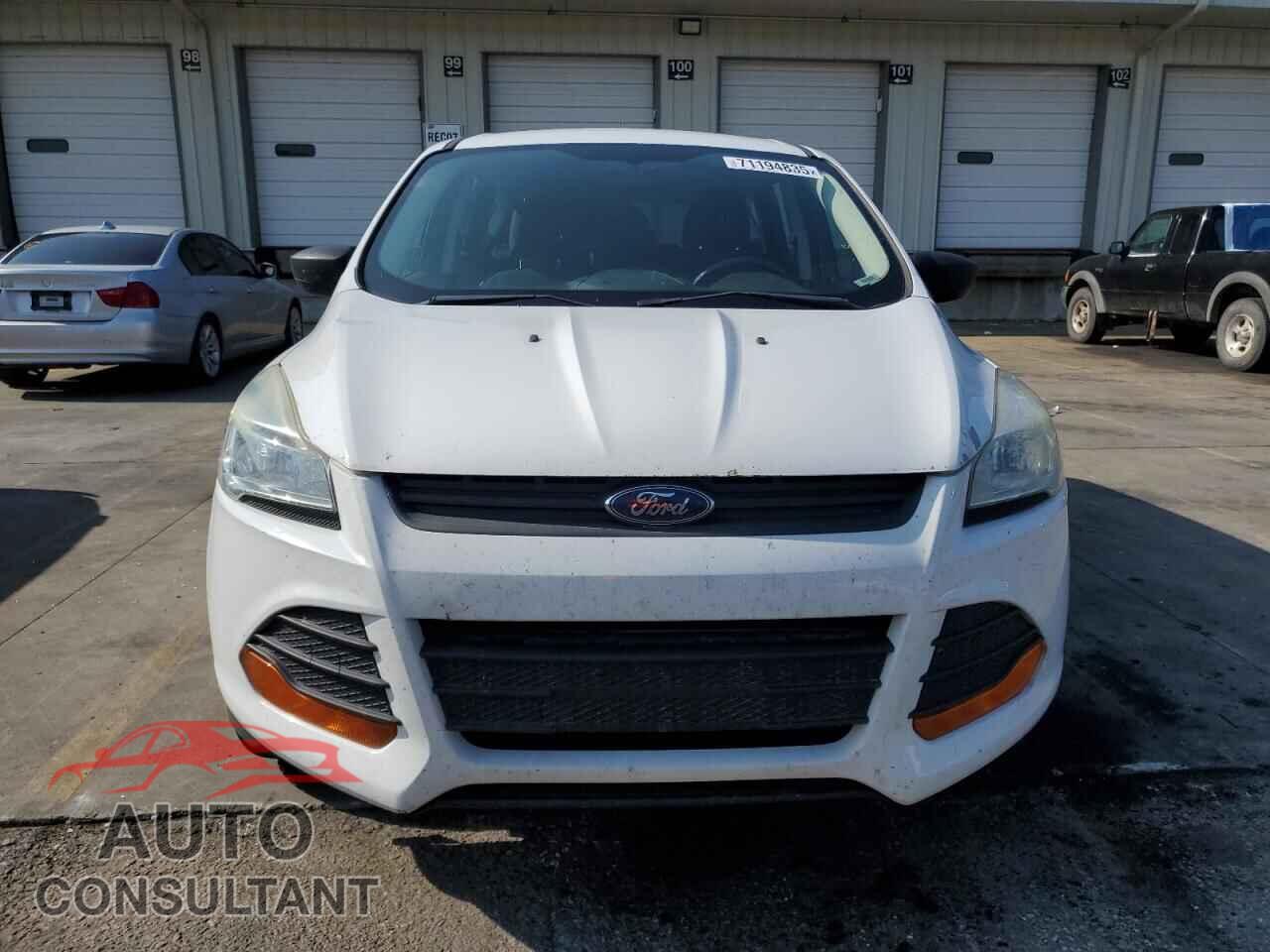 FORD ESCAPE 2016 - 1FMCU0F71GUC81746