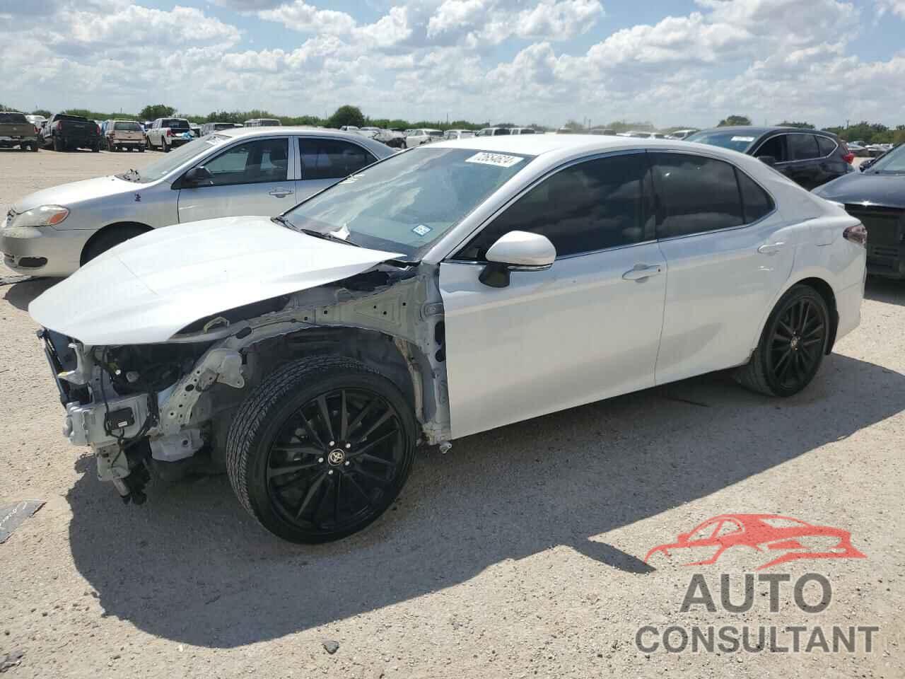 TOYOTA CAMRY 2023 - 4T1K61AK2PU720881