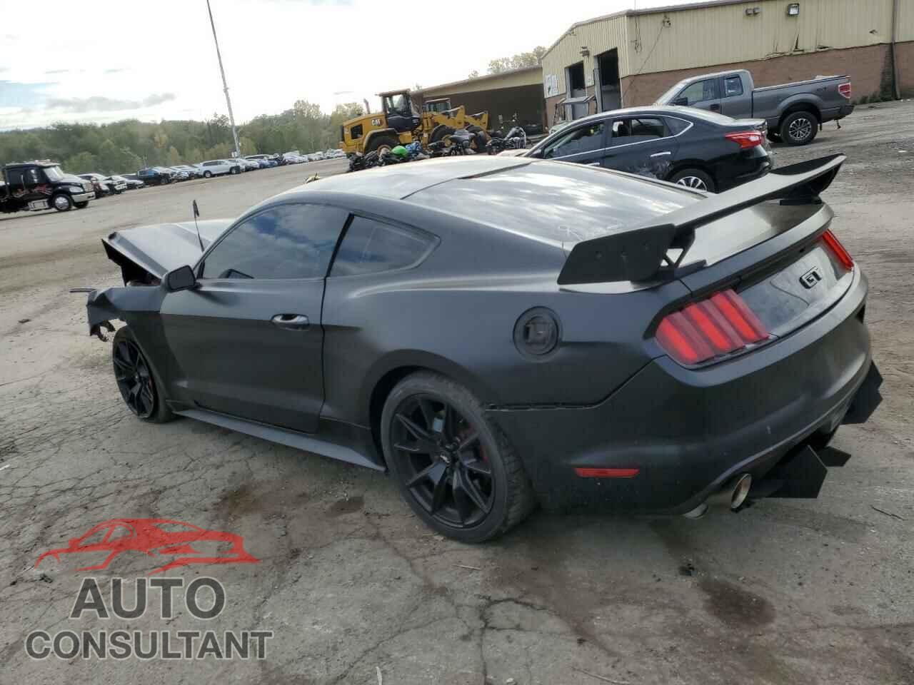 FORD MUSTANG 2017 - 1FA6P8CF8H5263832
