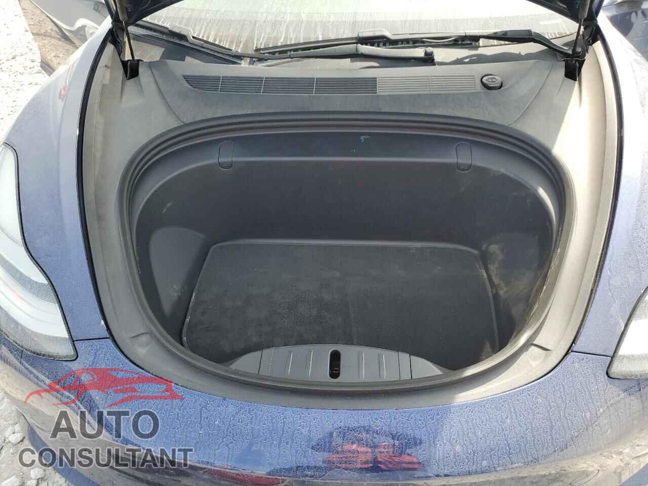 TESLA MODEL 3 2018 - 5YJ3E1EBXJF133897