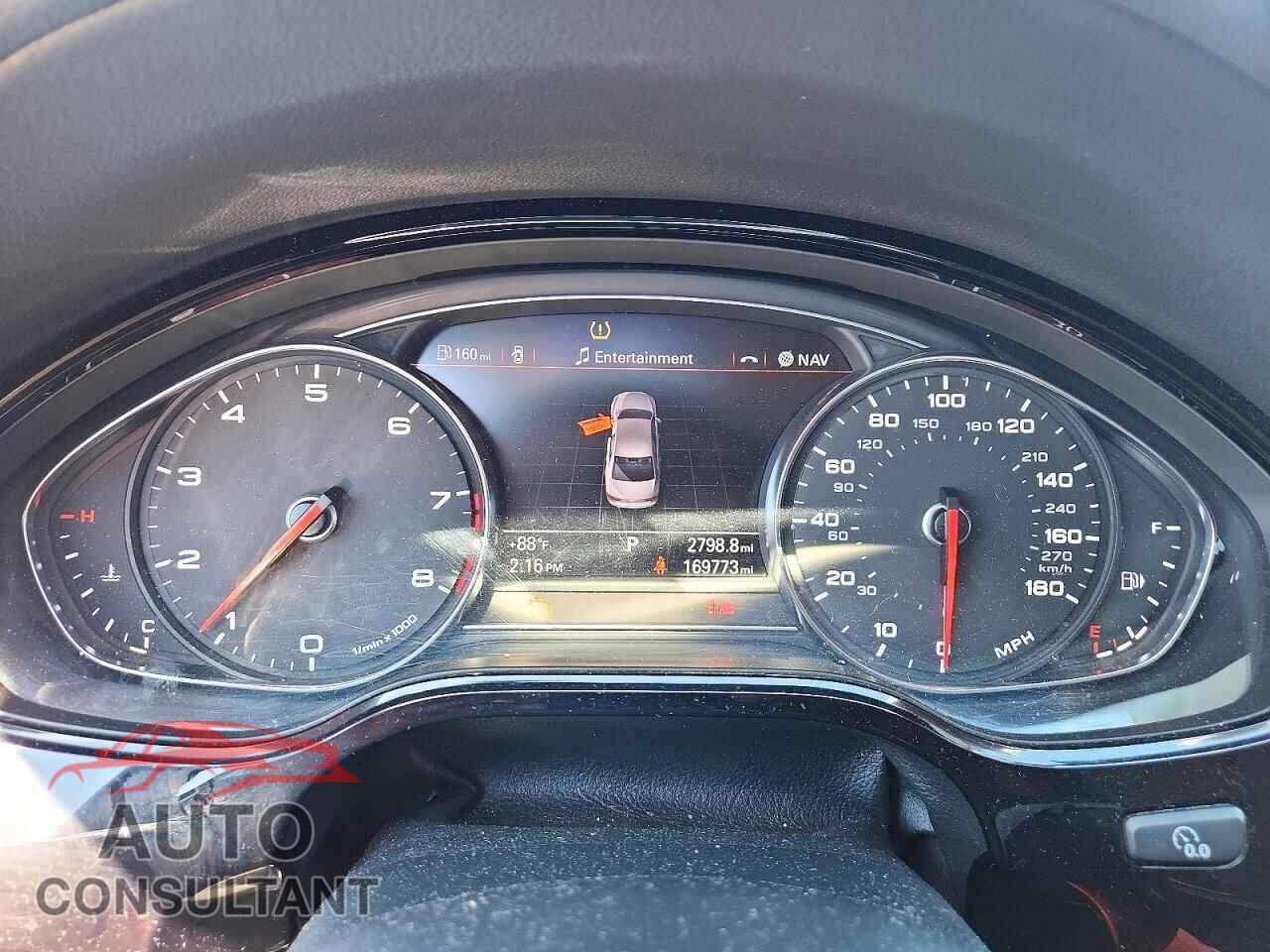 AUDI A8 2011 - WAURVAFDXBN021286