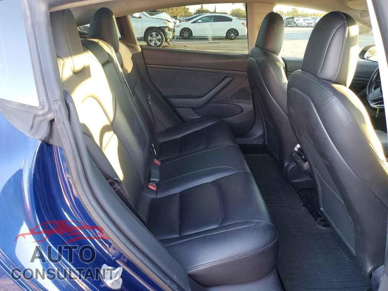 TESLA MODEL 3 2019 - 5YJ3E1EA2KF309107