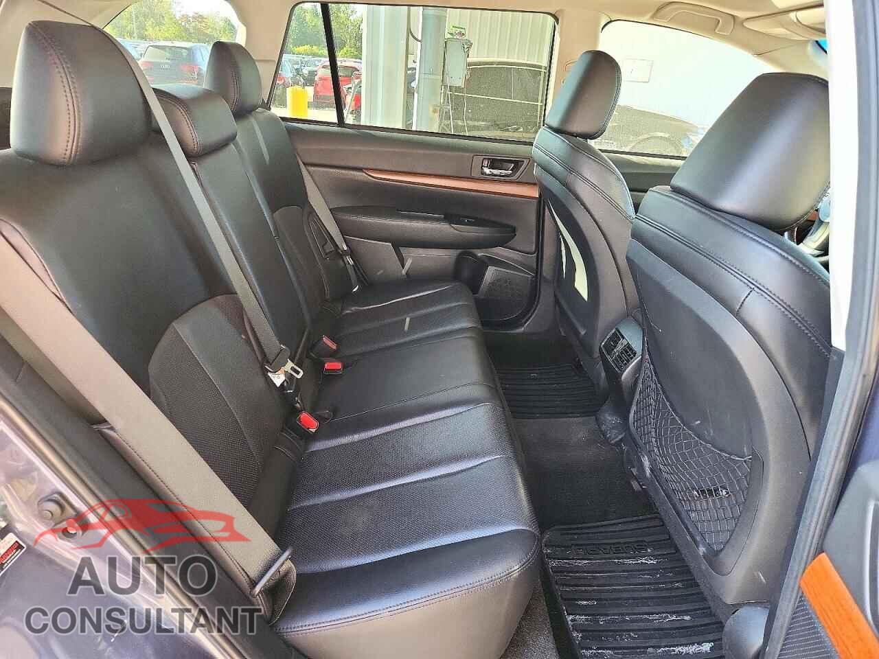 SUBARU OUTBACK 2014 - 4S4BRCLC2E3305409