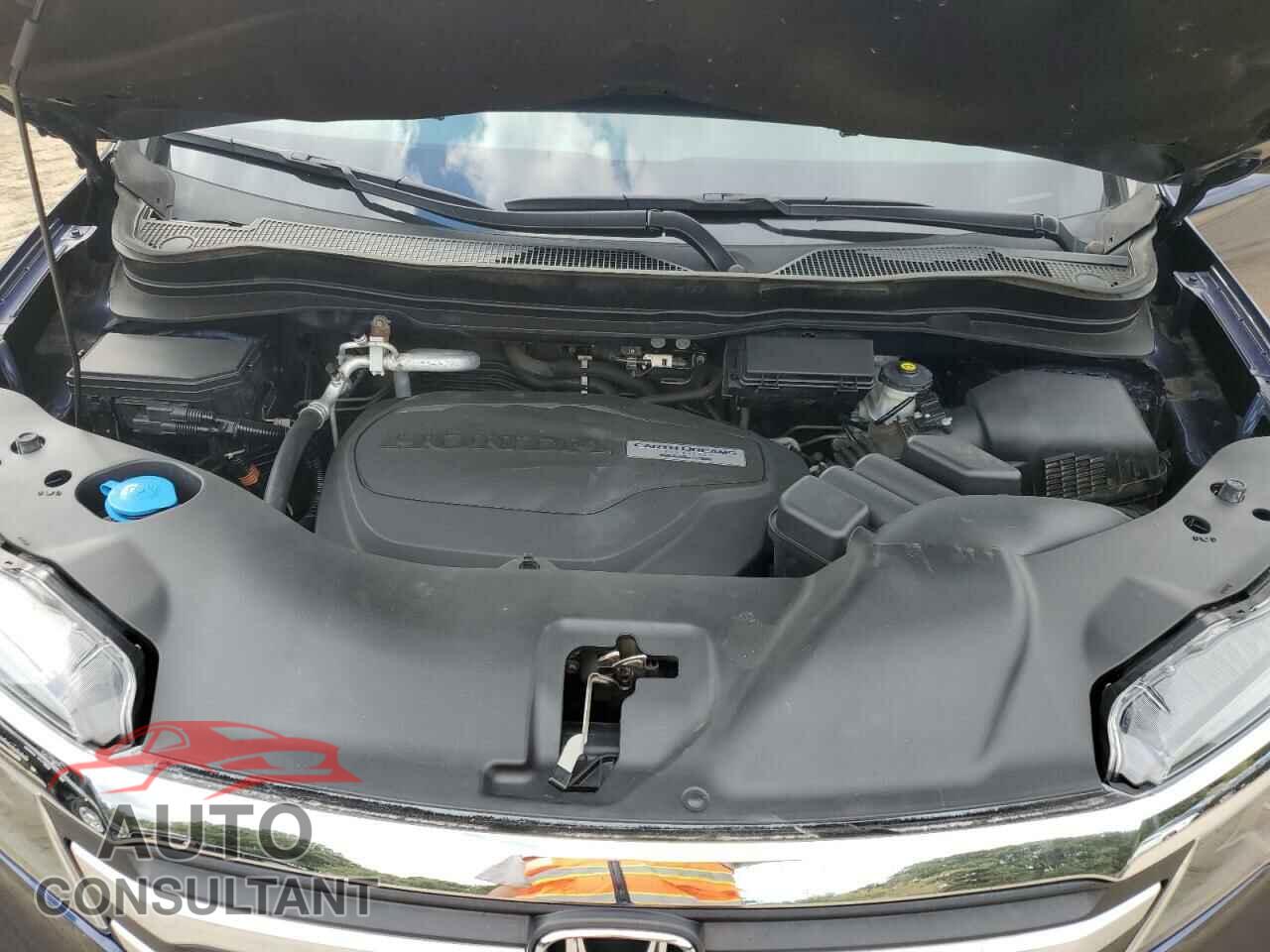 HONDA PILOT 2017 - 5FNYF6H75HB057393