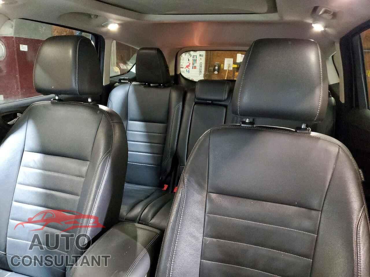 FORD ESCAPE 2013 - 1FMCU9H9XDUC16652
