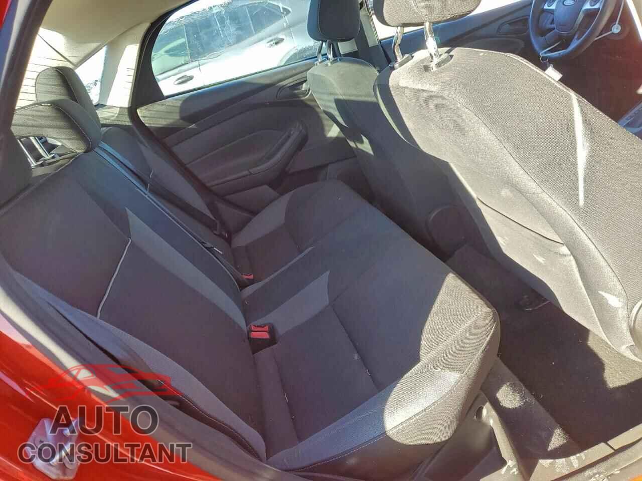 FORD FOCUS 2012 - 1FAHP3F25CL227007