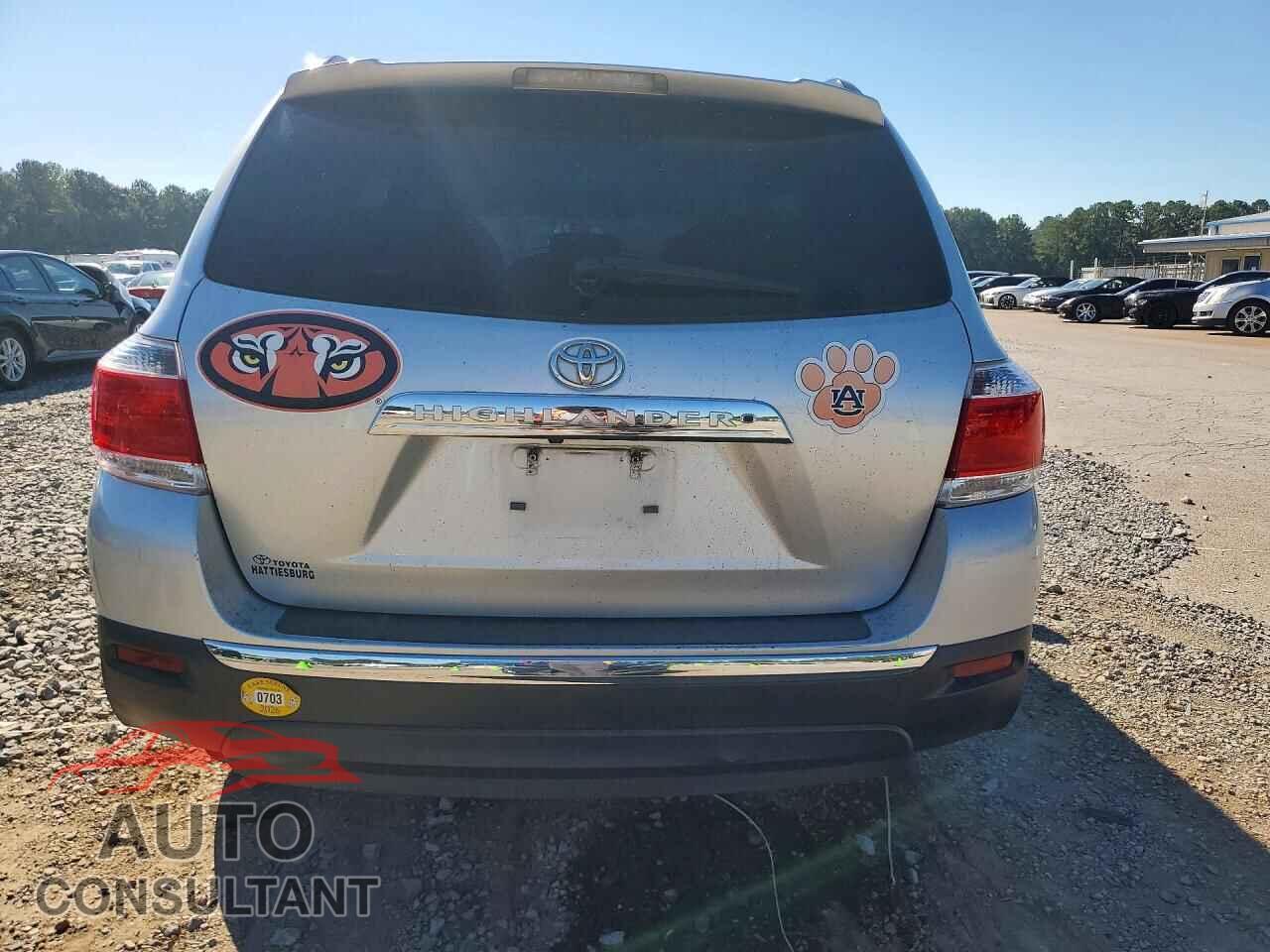 TOYOTA HIGHLANDER 2012 - 5TDZK3EH1CS071176