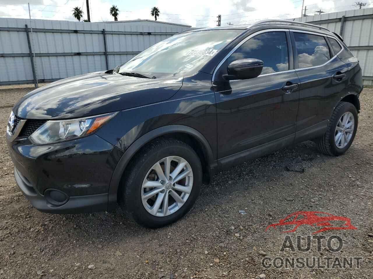 NISSAN ROGUE 2017 - JN1BJ1CP3HW022218