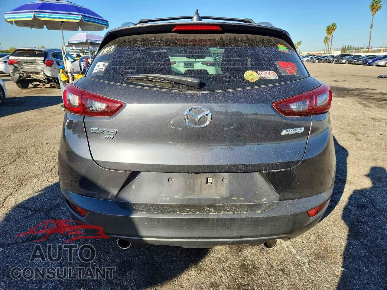 MAZDA CX-3 2017 - JM1DKFC78H0143085