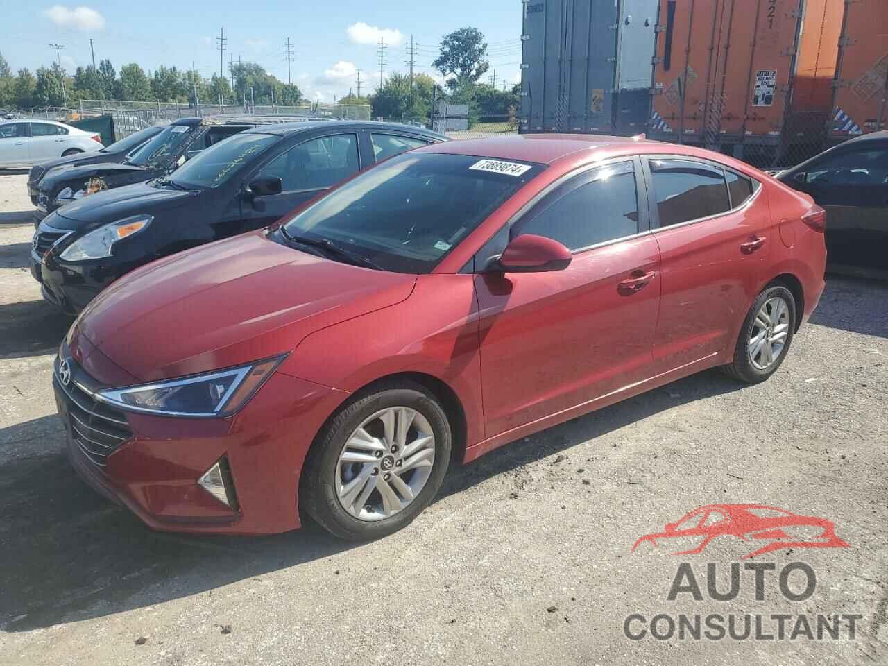 HYUNDAI ELANTRA 2019 - KMHD84LF1KU747387