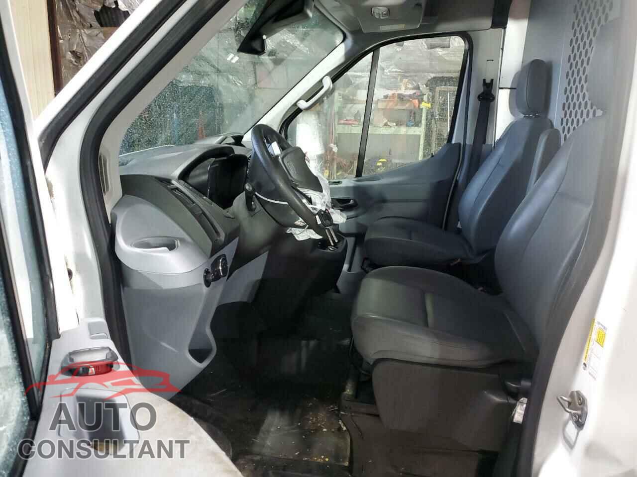 FORD TRANSIT 2019 - 1FTYR2CM4KKA81336