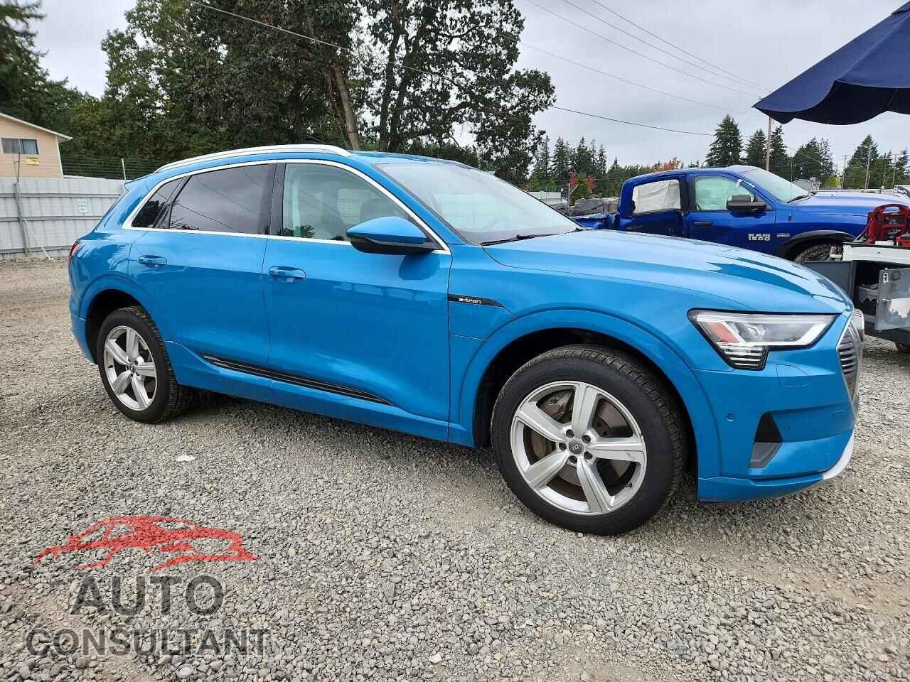 AUDI E-TRON 2019 - WA1LAAGE8KB010214