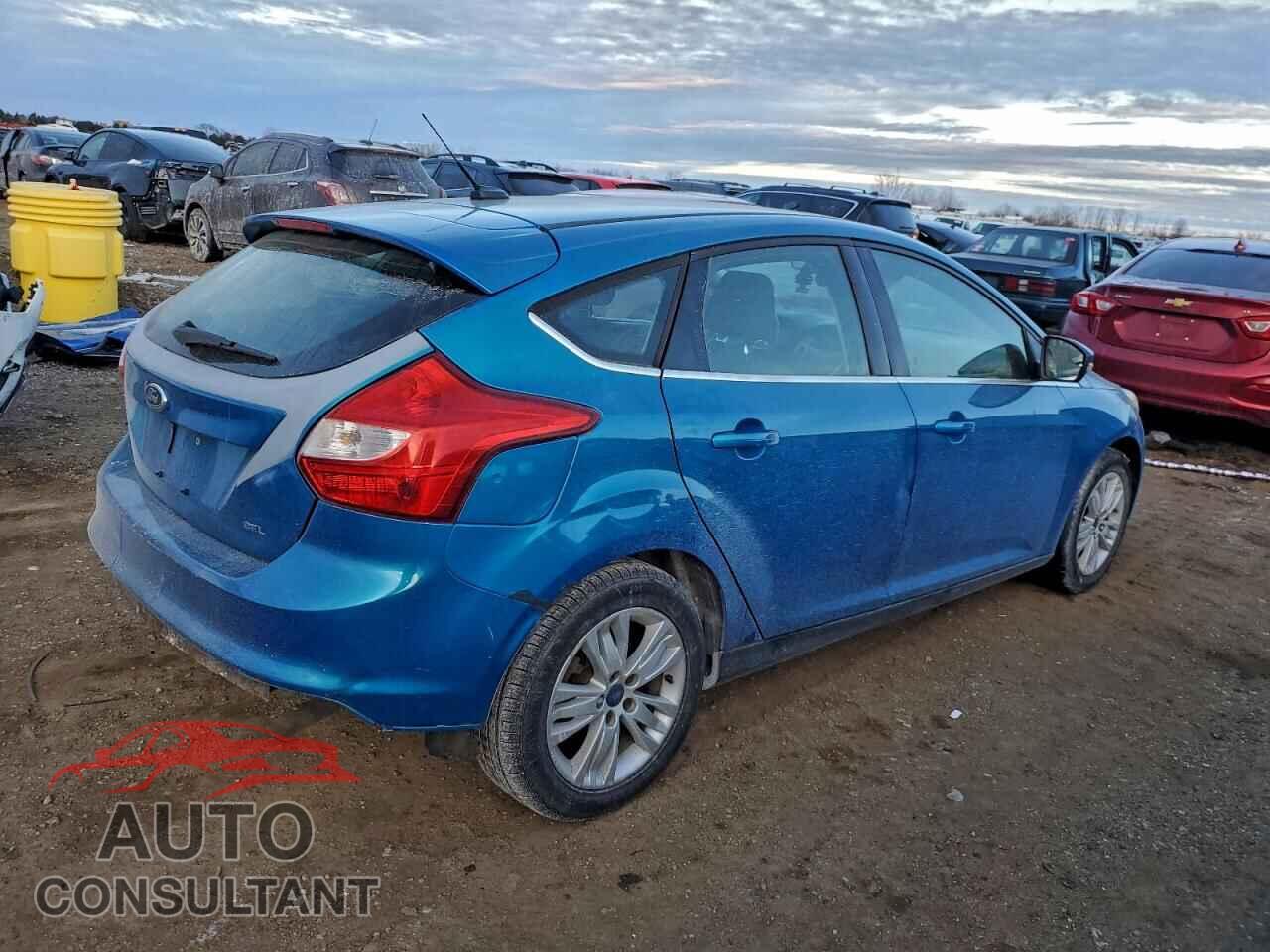 FORD FOCUS 2012 - 1FAHP3M23CL321924