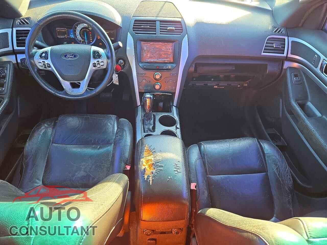 FORD EXPLORER 2013 - 1FM5K7D88DGB81933