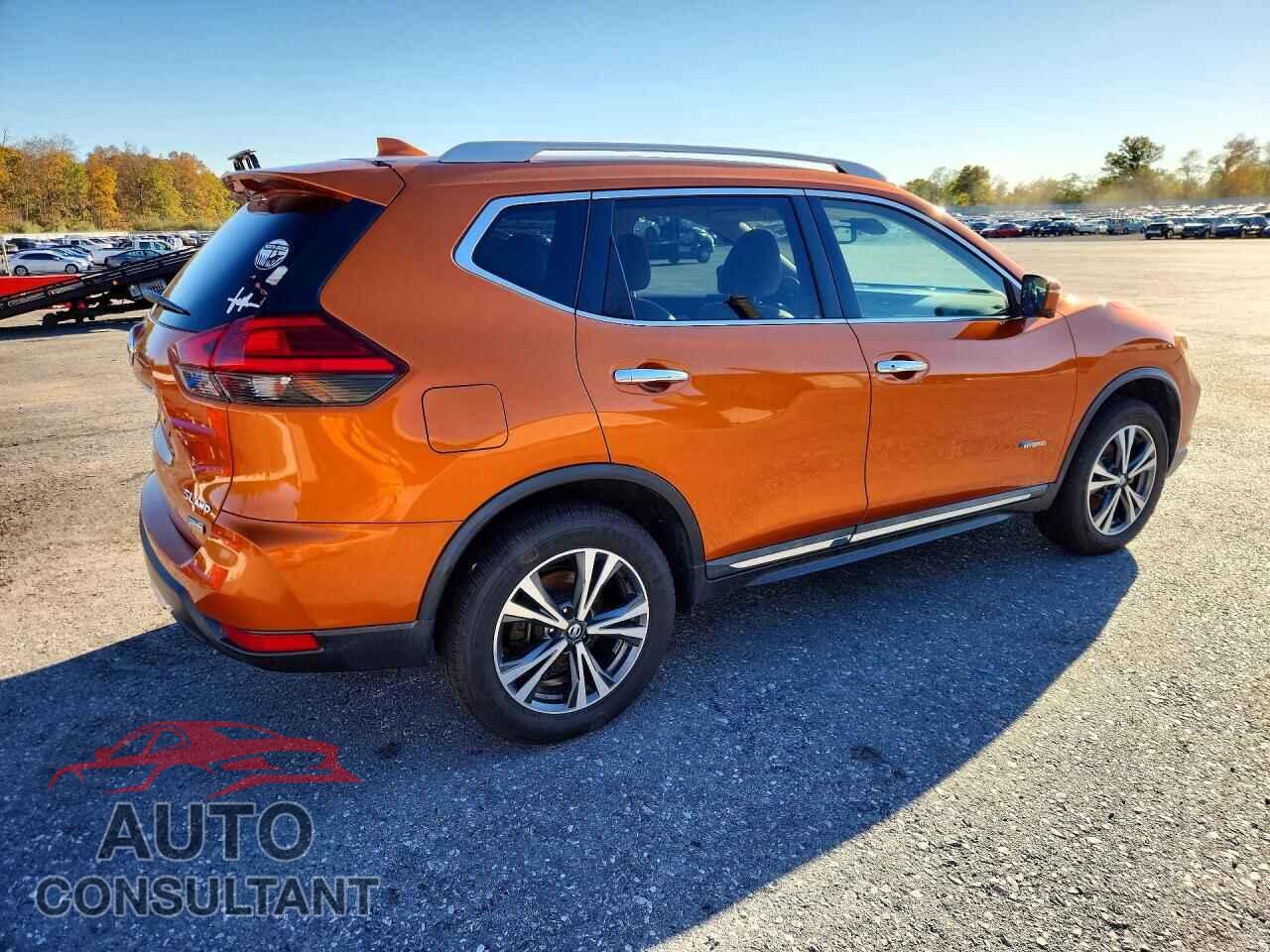 NISSAN ROGUE 2017 - 5N1ET2MV5HC811877