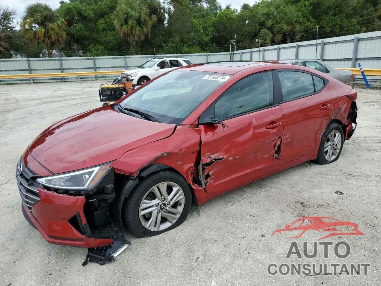 HYUNDAI ELANTRA 2020 - 5NPD84LF2LH538398