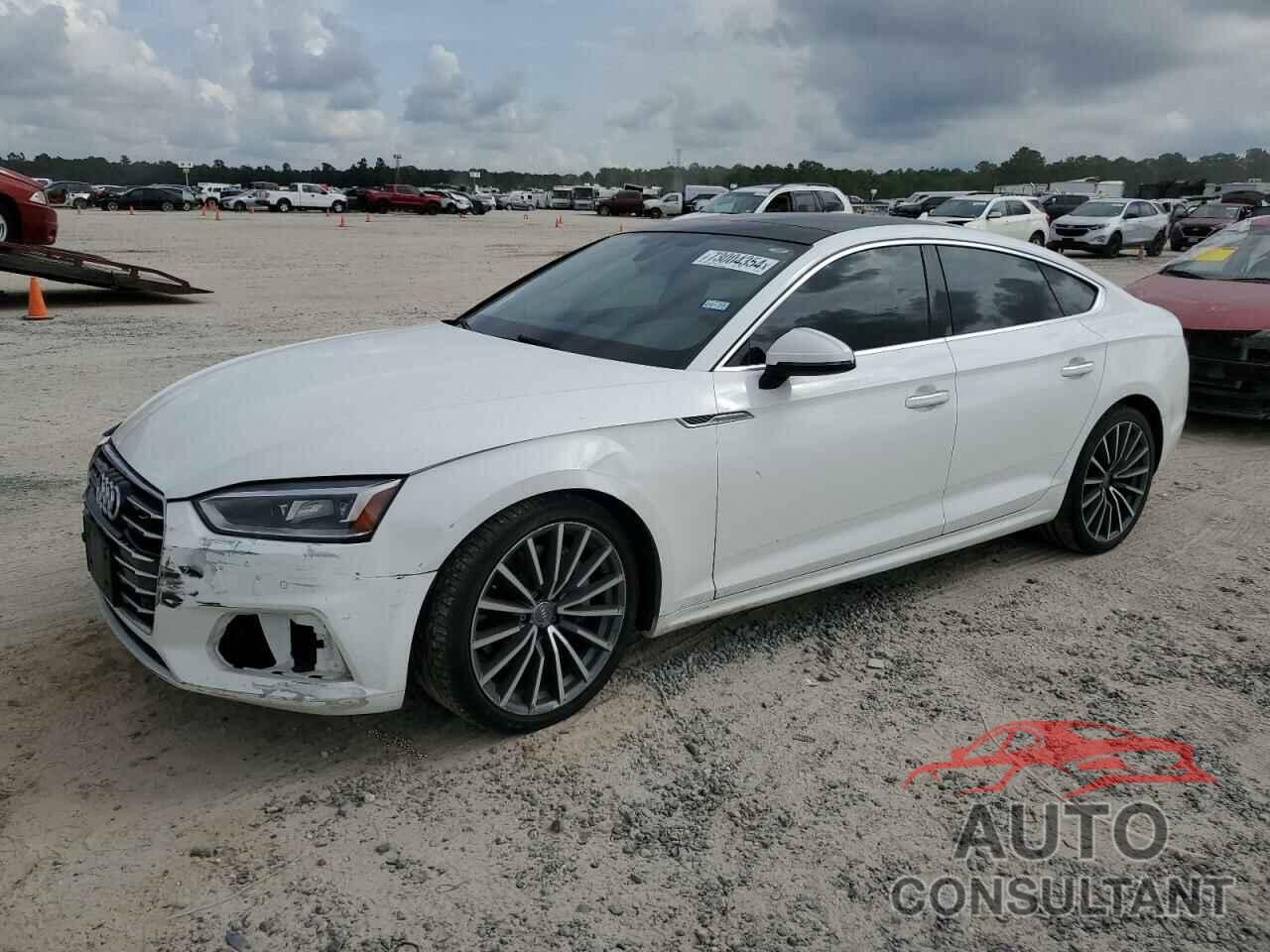 AUDI A5 2018 - WAUBNCF5XJA103028