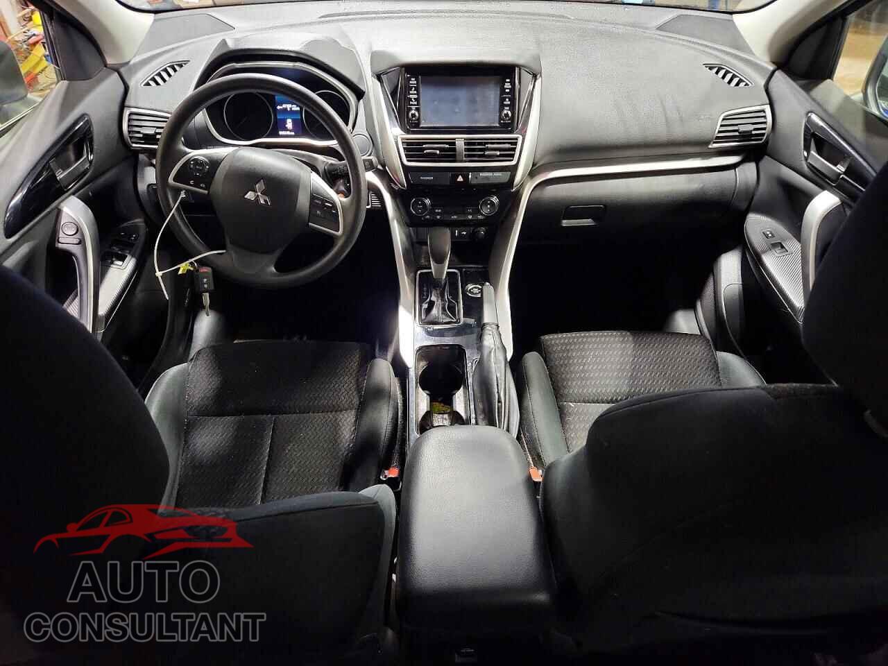 MITSUBISHI ECLIPSE 2018 - JA4AT3AA7JZ048736