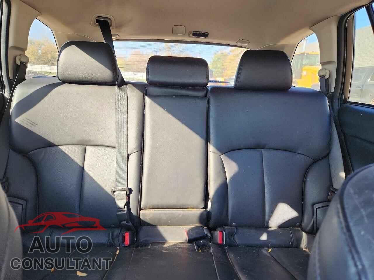 SUBARU OUTBACK 2012 - 4S4BRBKC9C3294577
