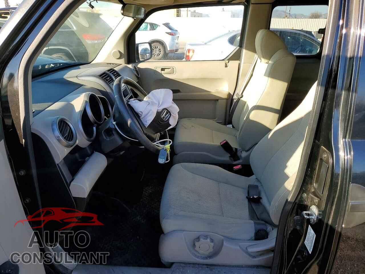 HONDA ELEMENT 2011 - 5J6YH1H32BL000657