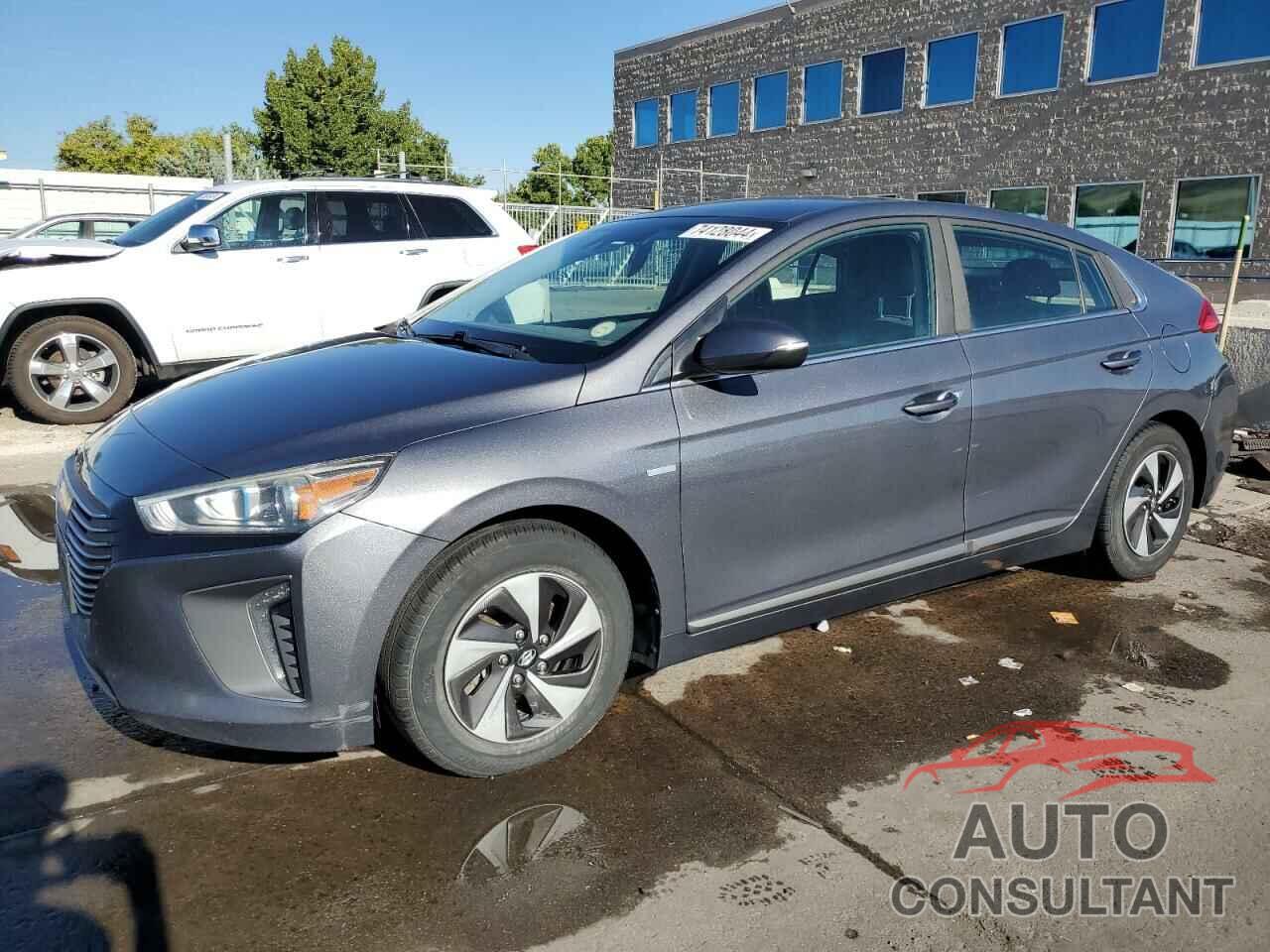 HYUNDAI IONIQ 2019 - KMHC75LC1KU114494