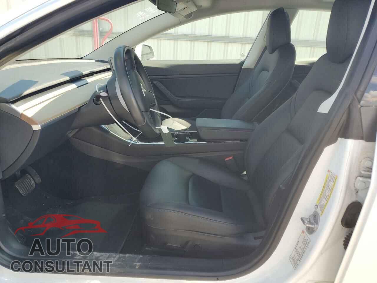 TESLA MODEL 3 2018 - 5YJ3E1EA6JF164894