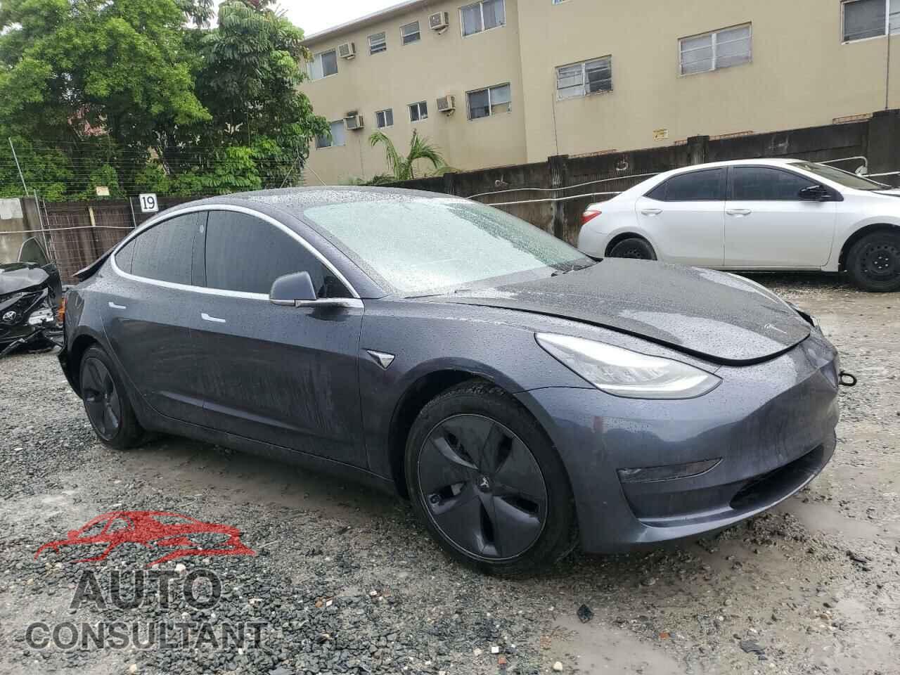TESLA MODEL 3 2019 - 5YJ3E1EBXKF520659