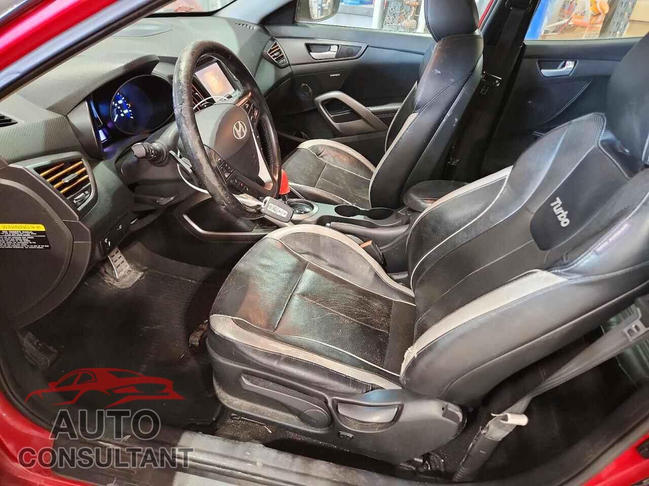 HYUNDAI VELOSTER 2013 - KMHTC6AE2DU175586