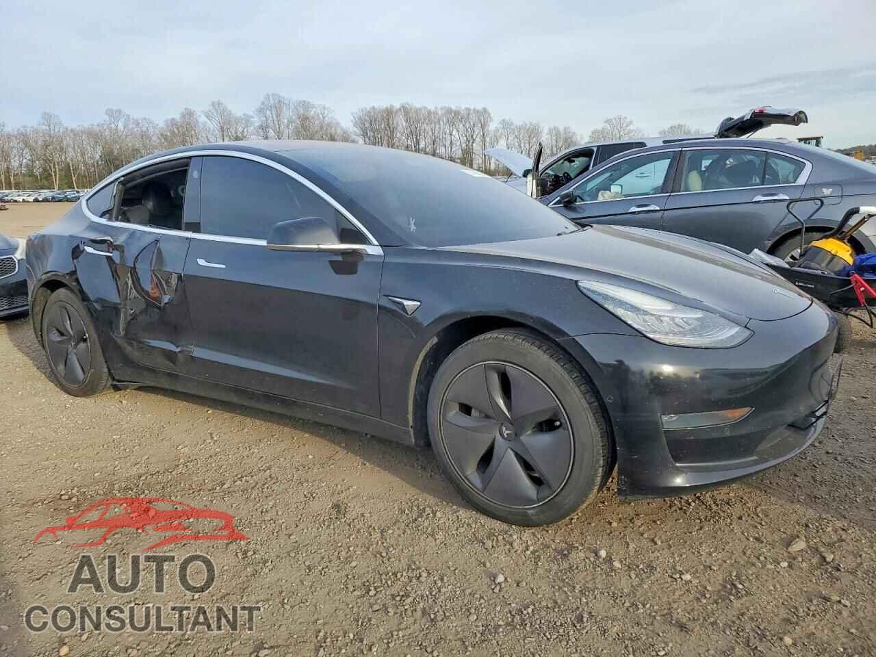 TESLA MODEL 3 2018 - 5YJ3E1EA8JF156909