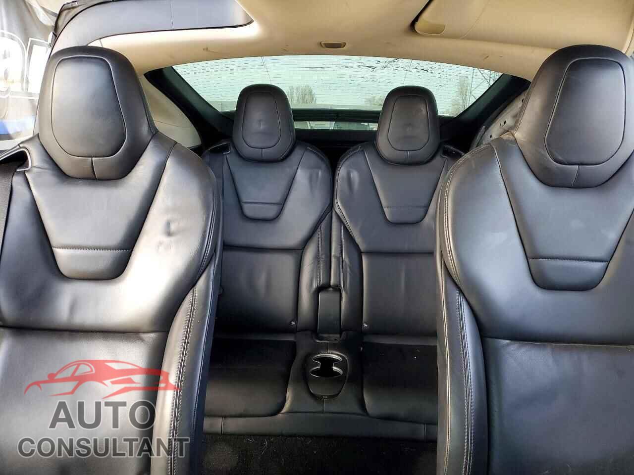 TESLA MODEL X 2016 - 5YJXCBE27GF002917