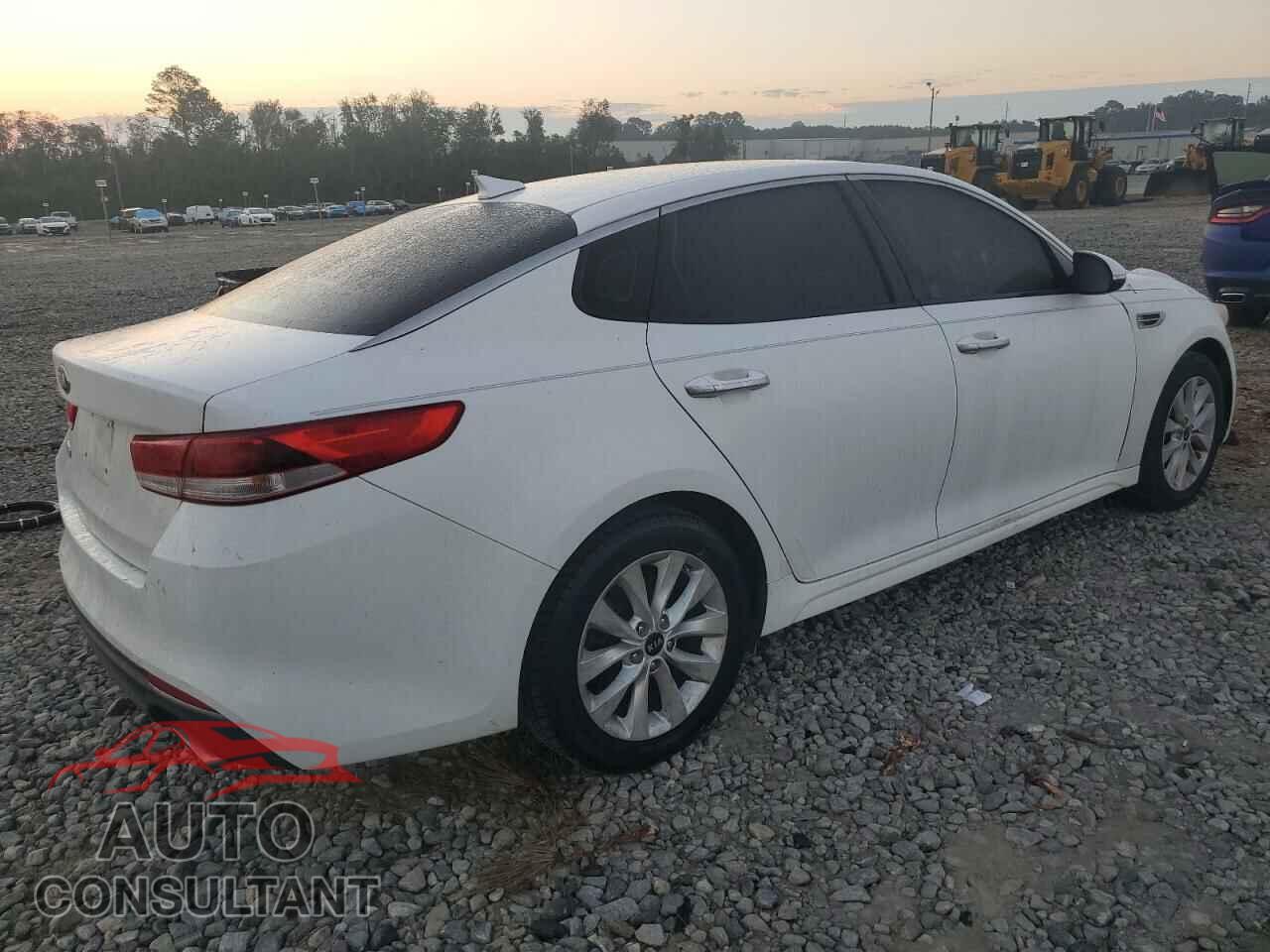 KIA OPTIMA 2017 - 5XXGT4L31HG124033