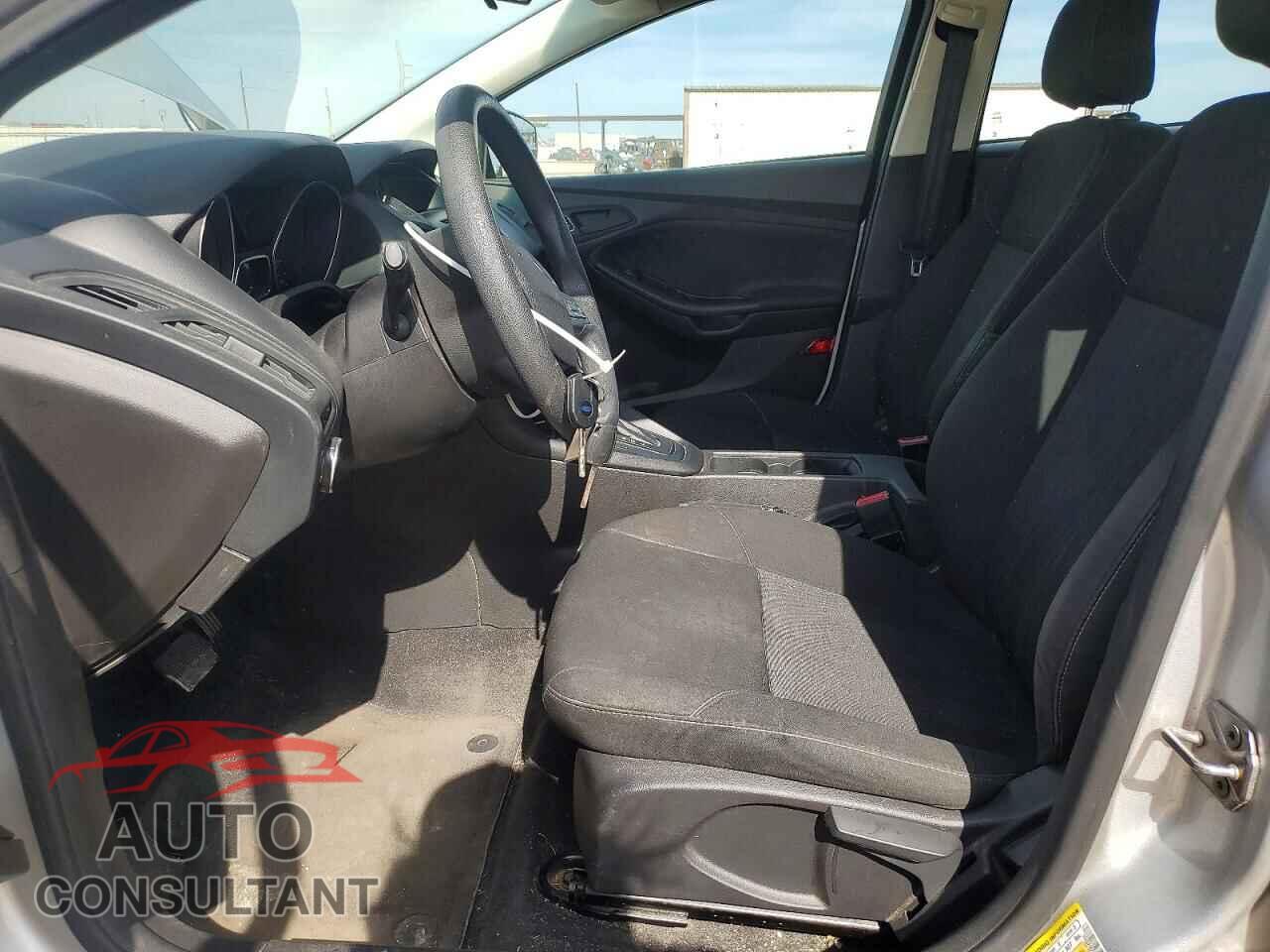 FORD FOCUS 2016 - 1FADP3E27GL238029