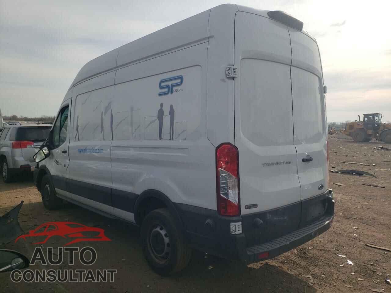 FORD TRANSIT 2018 - 1FTYR2XM8JKB19997