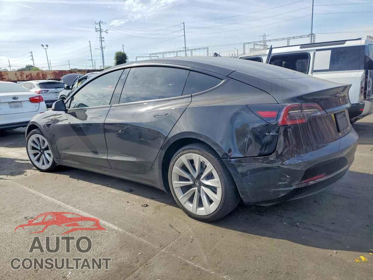 TESLA MODEL 3 2021 - 5YJ3E1EB2MF871259