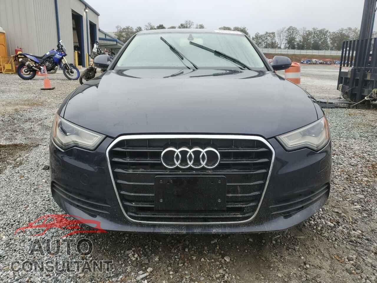 AUDI A6 2012 - WAUDFAFC5CN093383