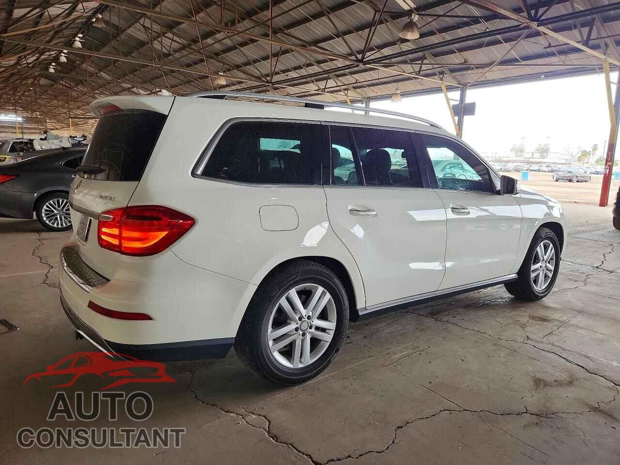 MERCEDES-BENZ GL-CLASS 2015 - 4JGDF2EE3FA495244