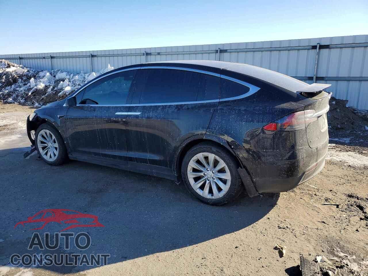 TESLA MODEL X 2017 - 5YJXCBE28HF054199