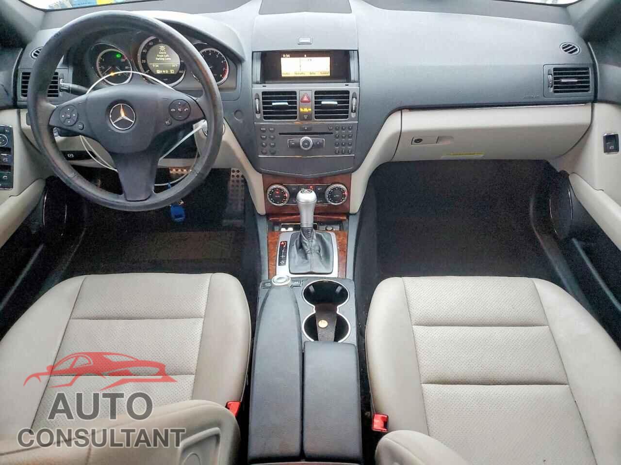 MERCEDES-BENZ C-CLASS 2010 - WDDGF5EB3AF413393