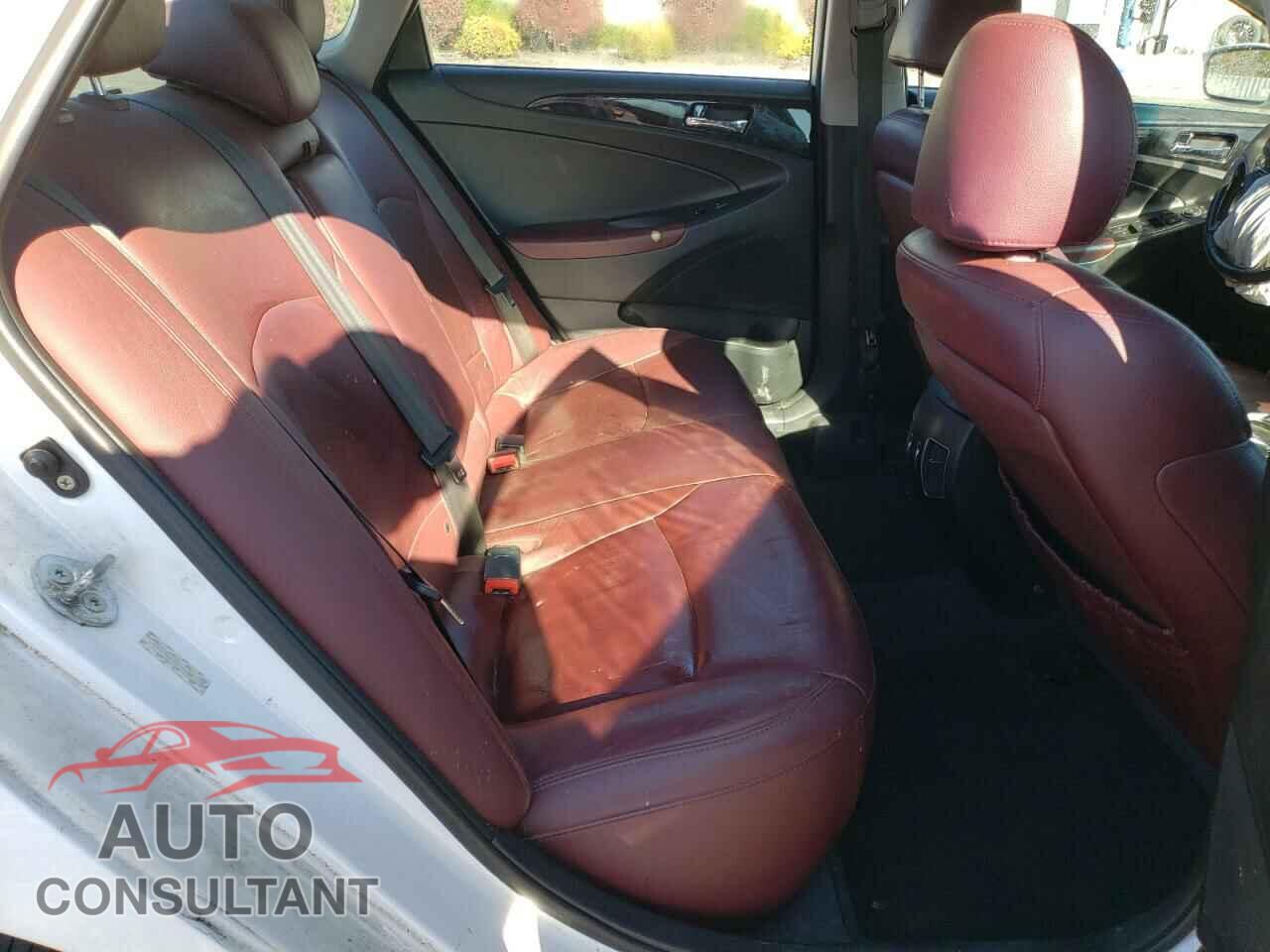 HYUNDAI SONATA 2011 - 5NPEC4AC0BH034412
