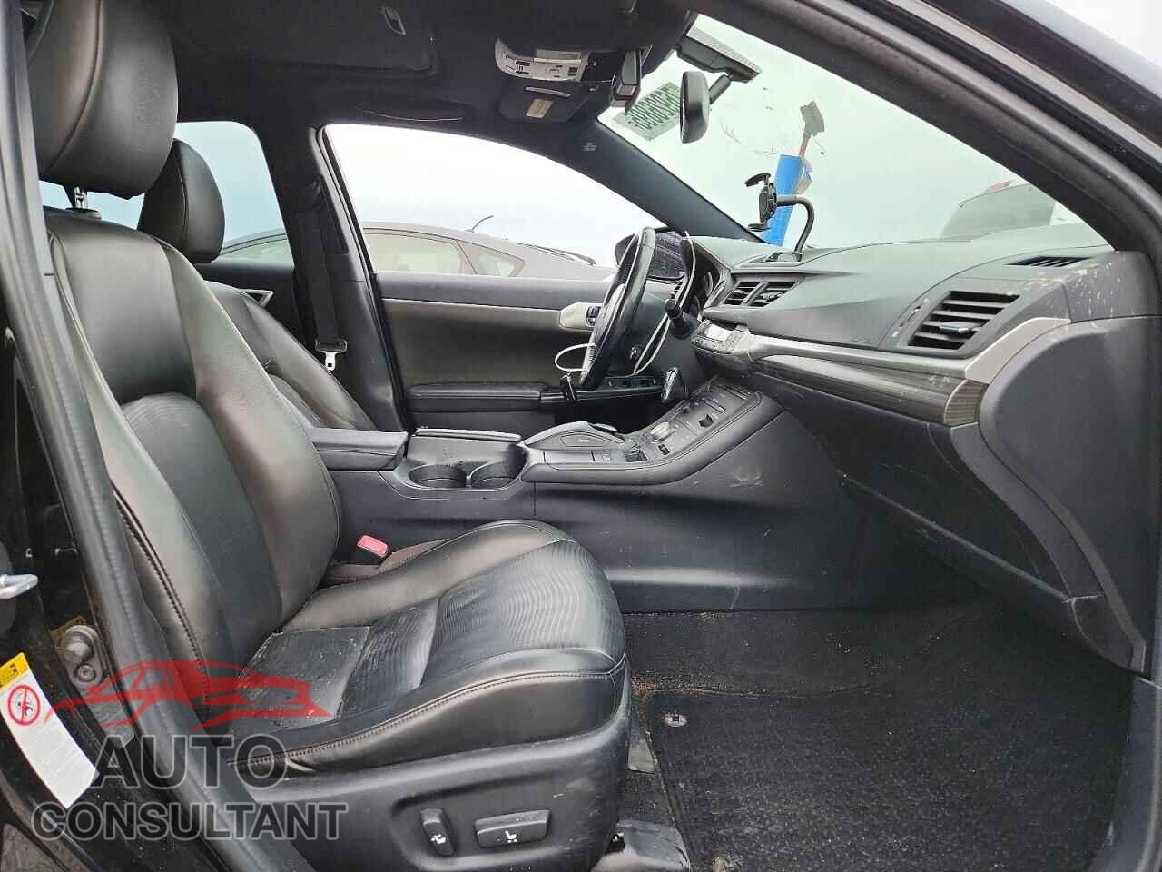 LEXUS CT 200 2013 - JTHKD5BH7D2172838