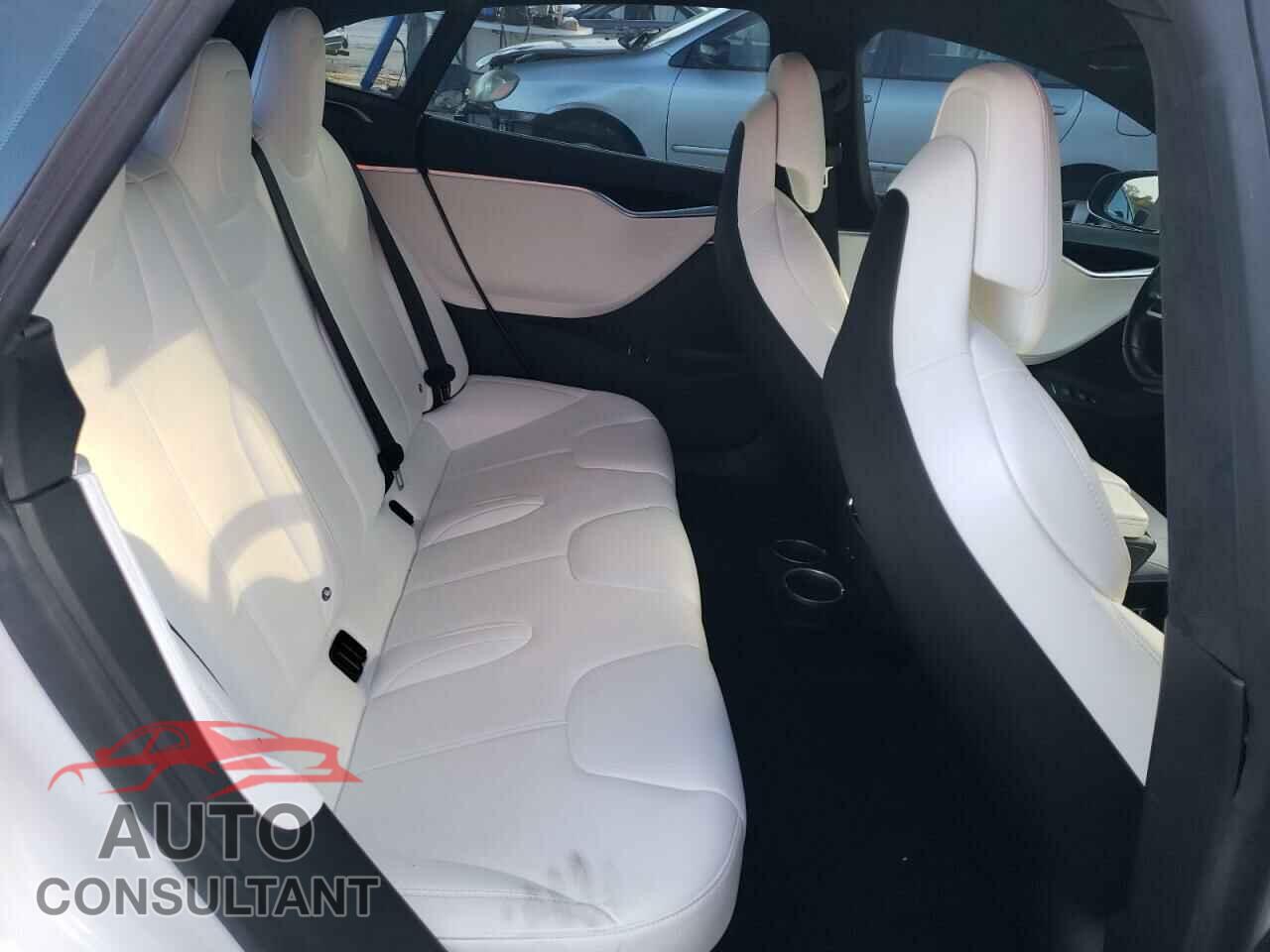 TESLA MODEL S 2017 - 5YJSA1E11HF205479