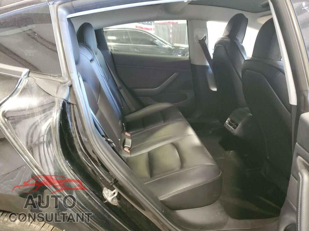 TESLA MODEL 3 2018 - 5YJ3E1EA4JF031406
