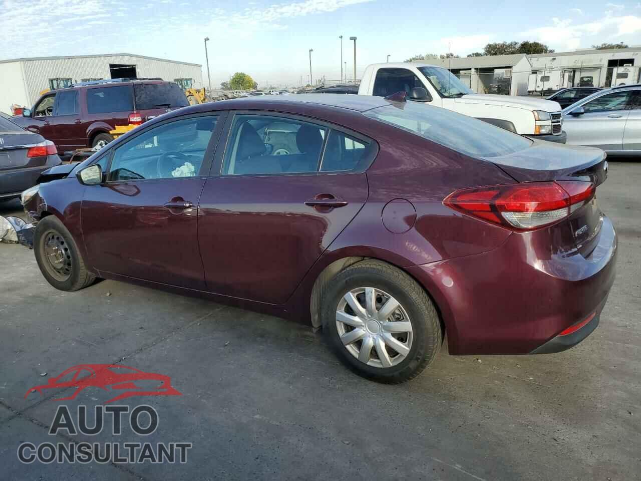 KIA FORTE 2017 - 3KPFK4A72HE111773