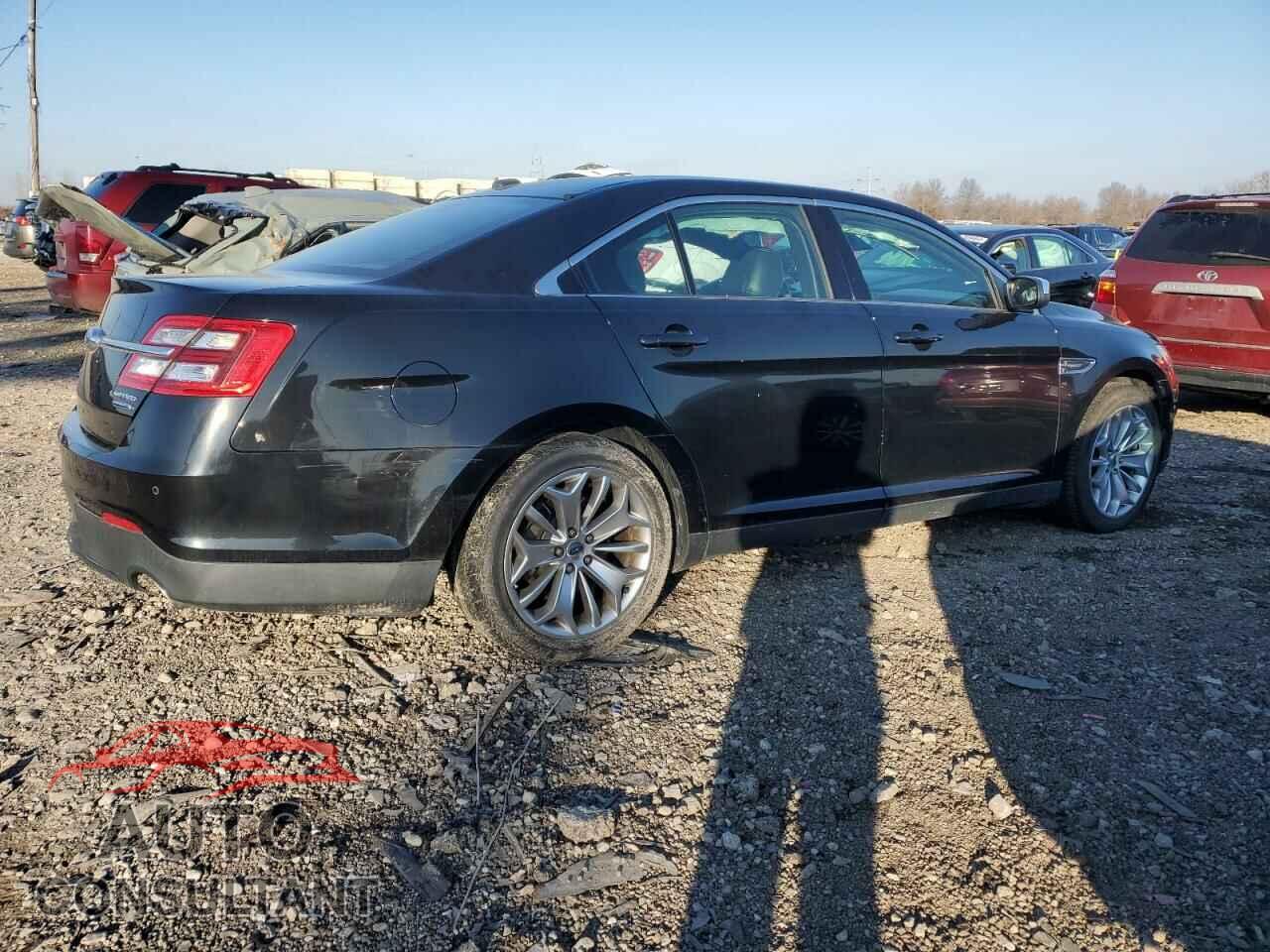 FORD TAURUS 2017 - 1FAHP2F80HG104083