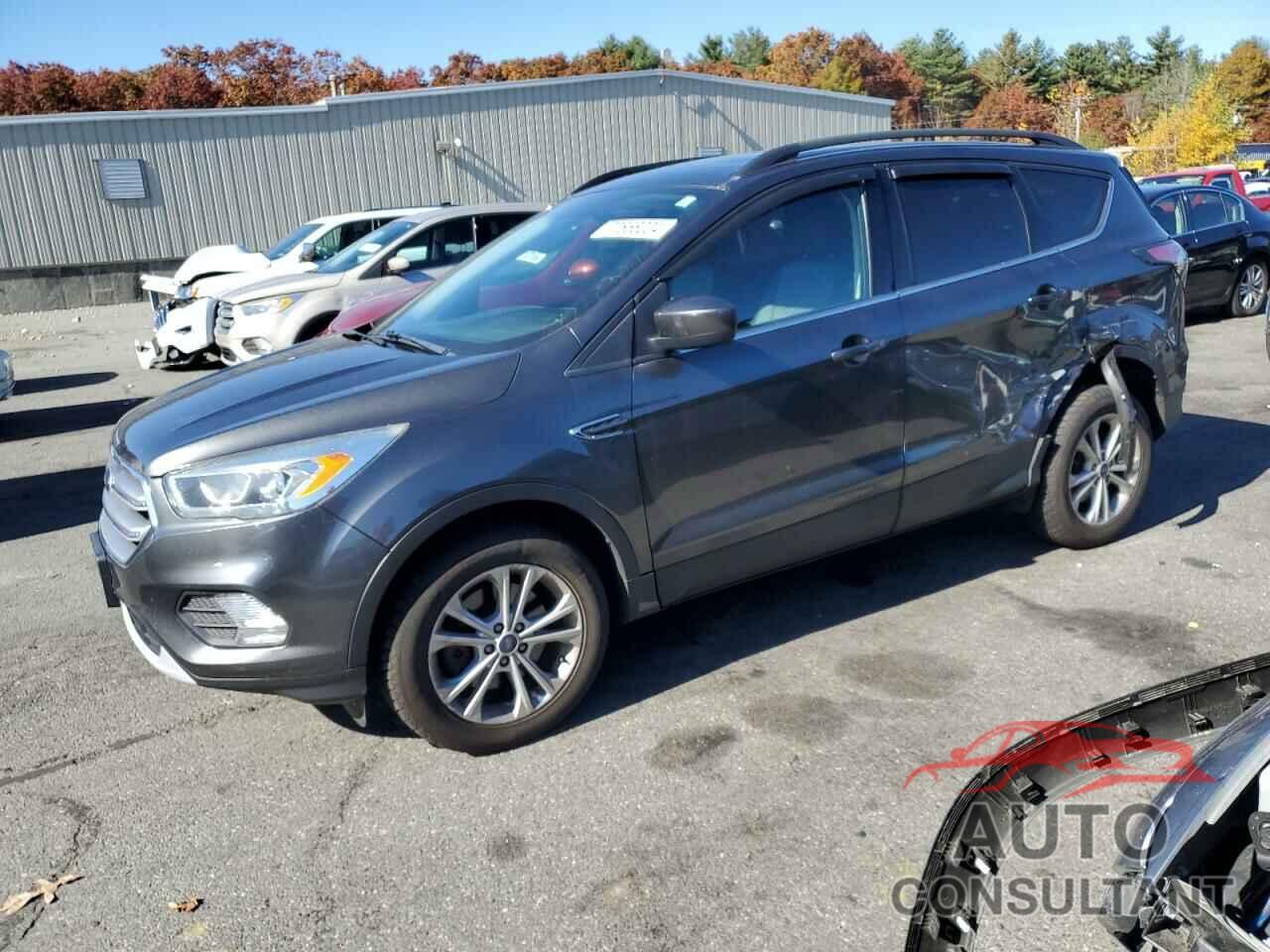 FORD ESCAPE 2017 - 1FMCU9G93HUA17773