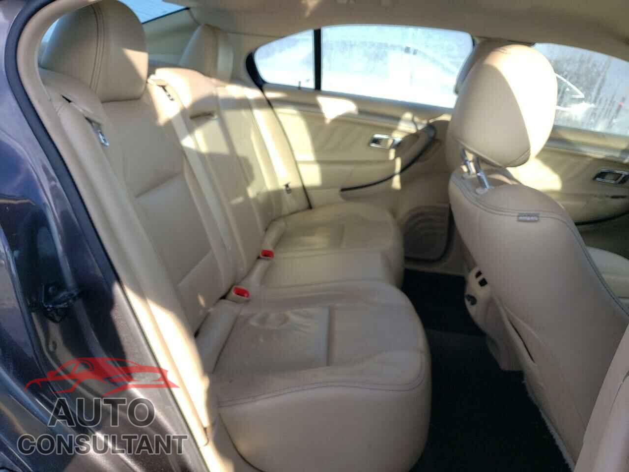 FORD TAURUS 2015 - 1FAHP2E81FG105273