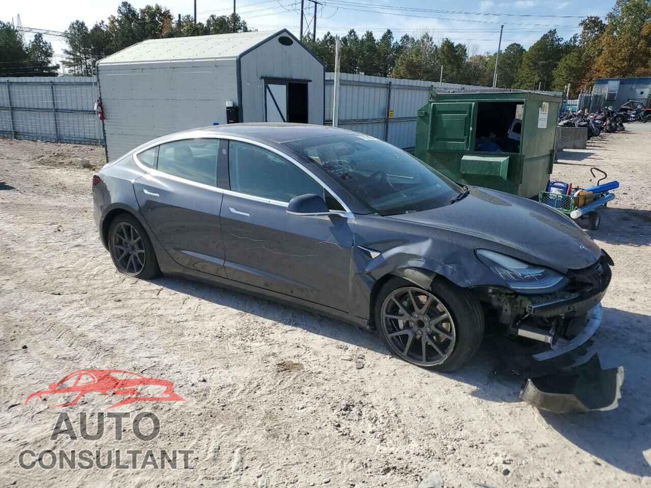 TESLA MODEL 3 2018 - 5YJ3E1EA9JF040943