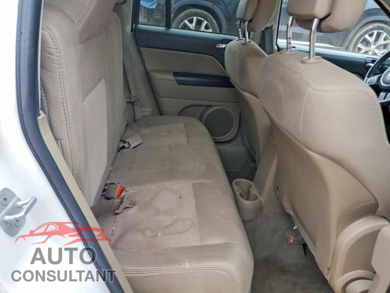 JEEP COMPASS 2011 - 1J4NT1FB7BD260901