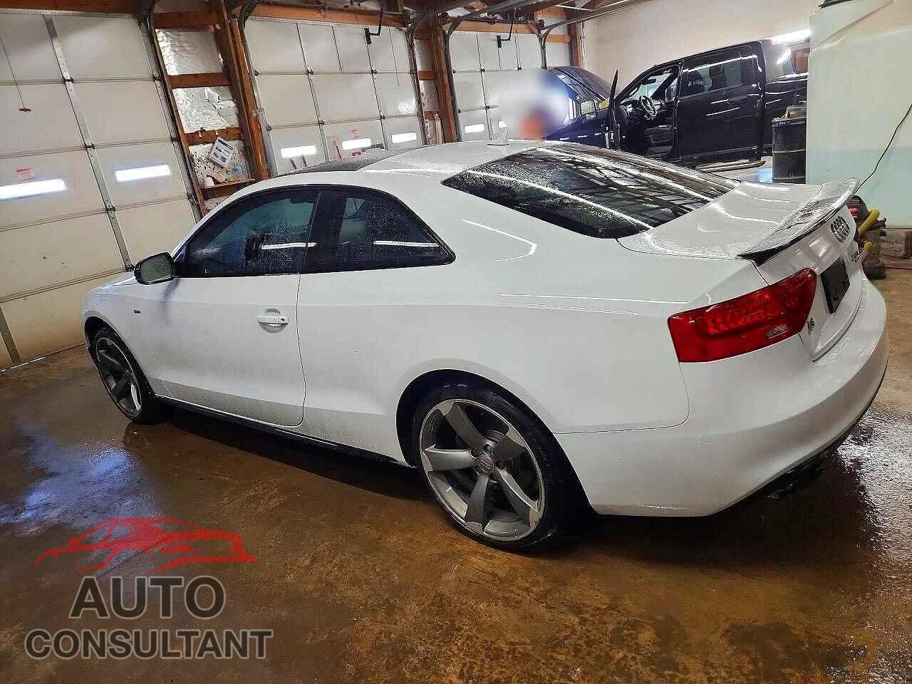 AUDI A5 2015 - WAUMFAFR7FA025716